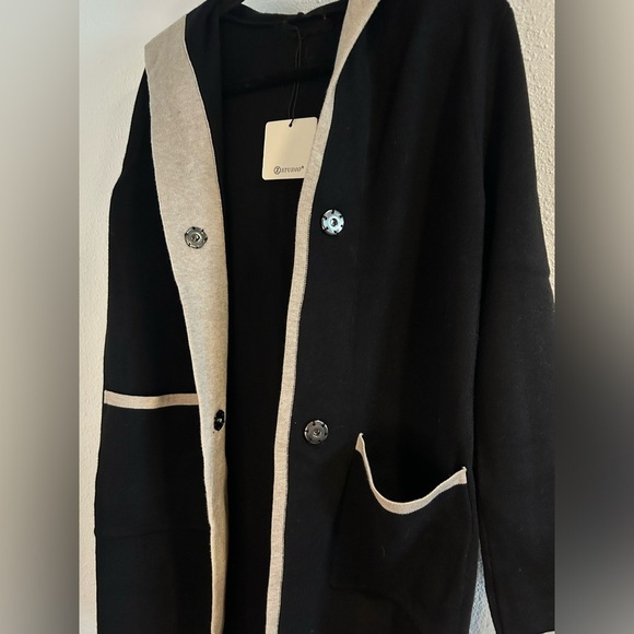 Z Studio Black and Cream Women's Cardigan Size Medium - Picture 2 of 4